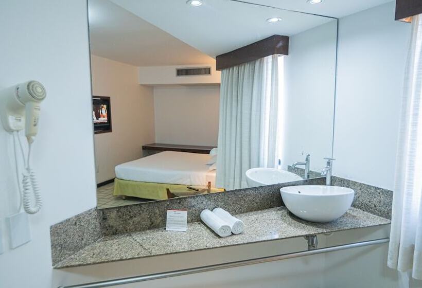 جناح ديلوكس, San Marino Suite