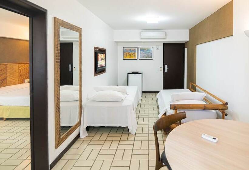 جناح ديلوكس, San Marino Suite