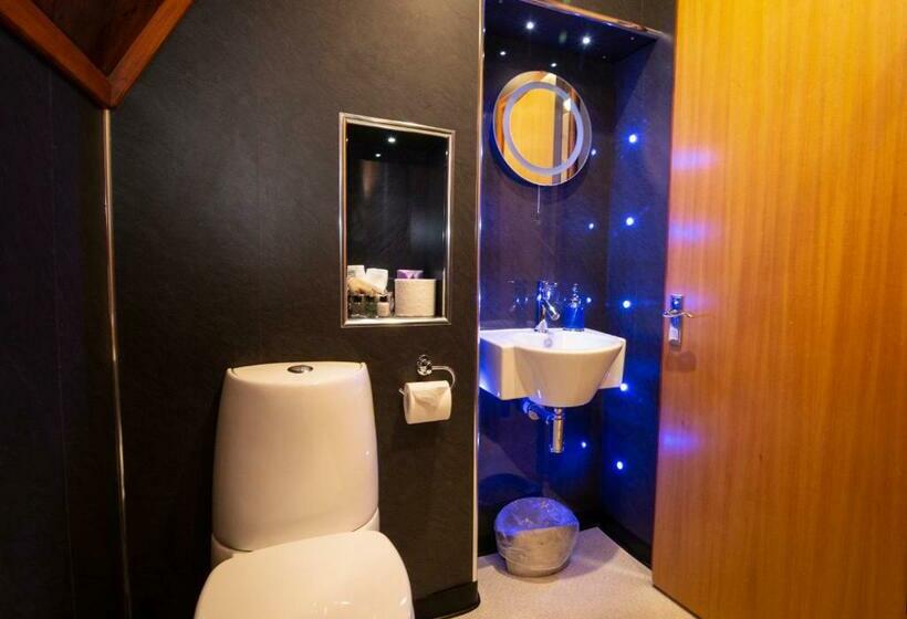 Номер Стандарт, The Auld Kirk