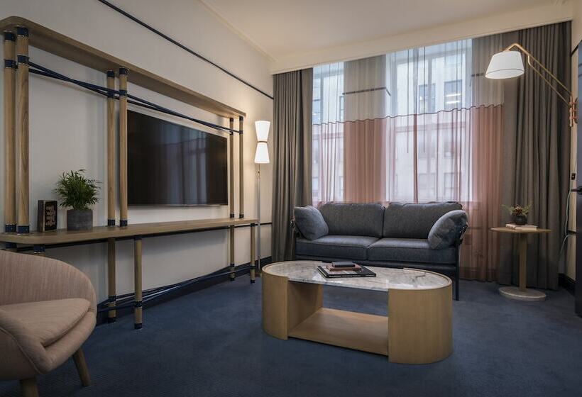 Suite Junior, Hu Hotel Memphis