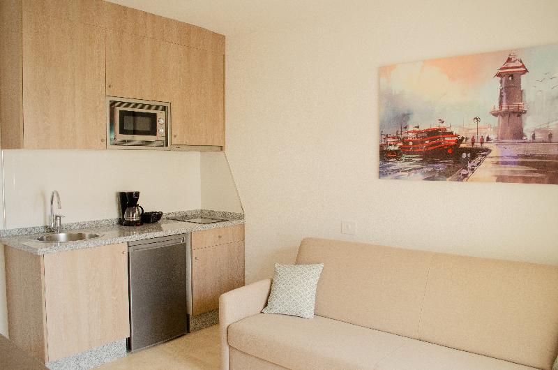 Номер Стандарт, The Leta Santa Barbara Goleta, Tapestry Collection by Hilton