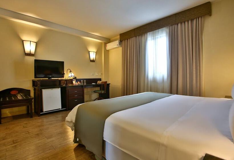 Номер Стандарт, Transamerica Executive Curitiba Batel