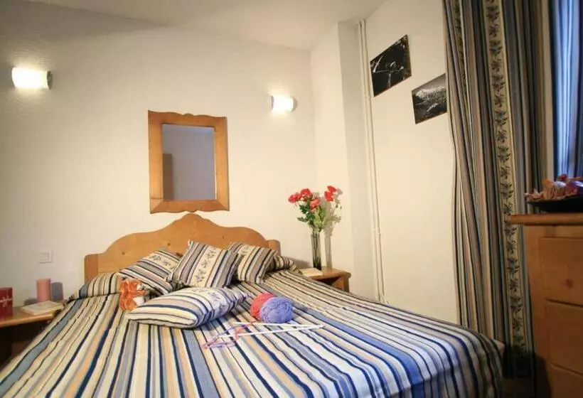کابین, Lagrange Vacances Le Domaine Des 100 Lacs