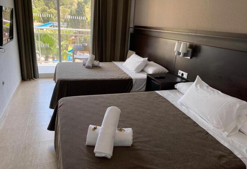 プールビュースタンダードルーム, Rosamar Garden Resort