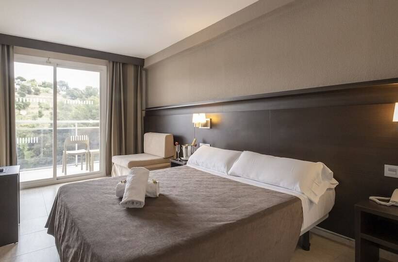 スタンダードルーム, Rosamar Garden Resort