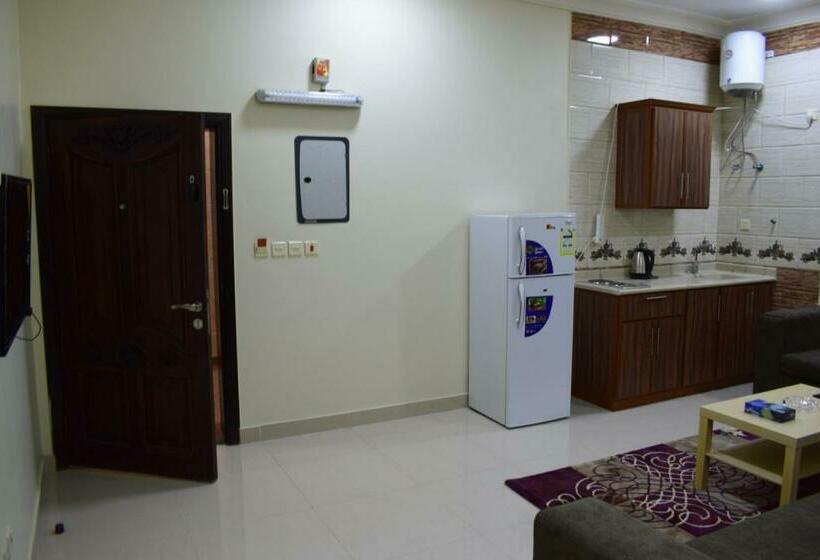 Standard Studio, الفهد الذهبى للشقق المفروشه