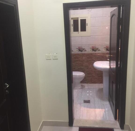 Standard Studio, الفهد الذهبى للشقق المفروشه