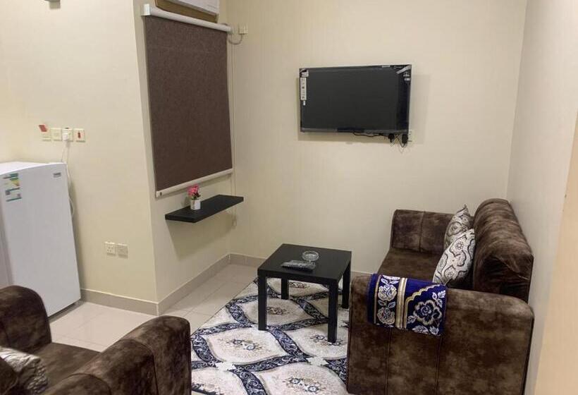 Standard Studio, الفهد الذهبى للشقق المفروشه