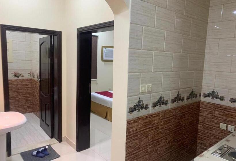 Standard Studio, الفهد الذهبى للشقق المفروشه