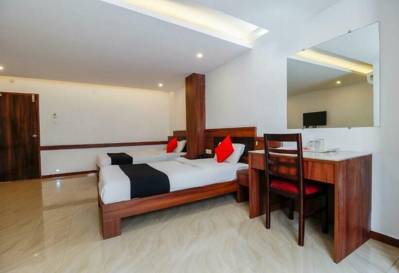 三人经典房间, Capital O Sai Arya Residency