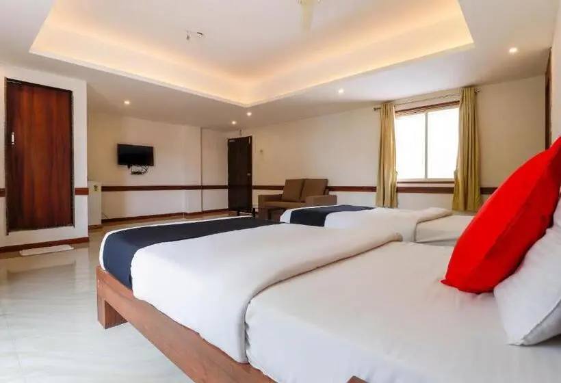 デラックストリプルルーム, Capital O Sai Arya Residency