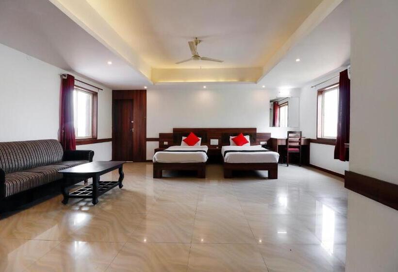豪华三人间, Capital O Sai Arya Residency