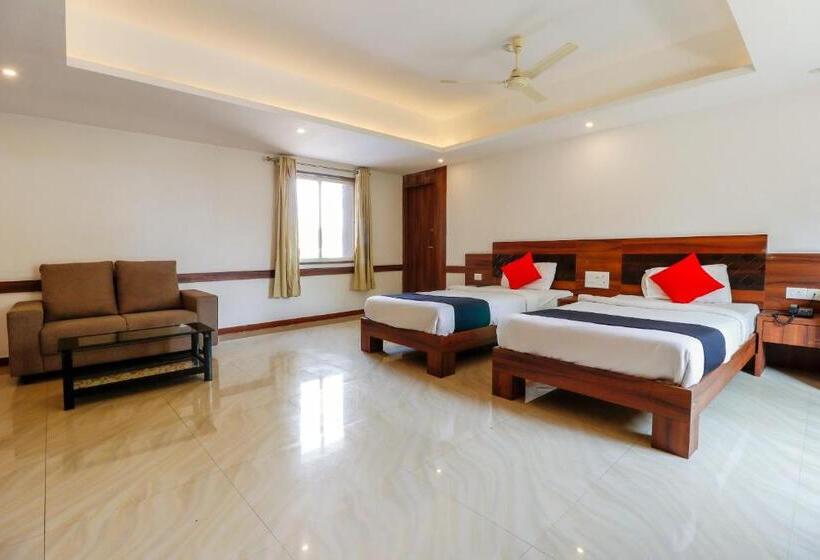 三人经典房间, Capital O Sai Arya Residency