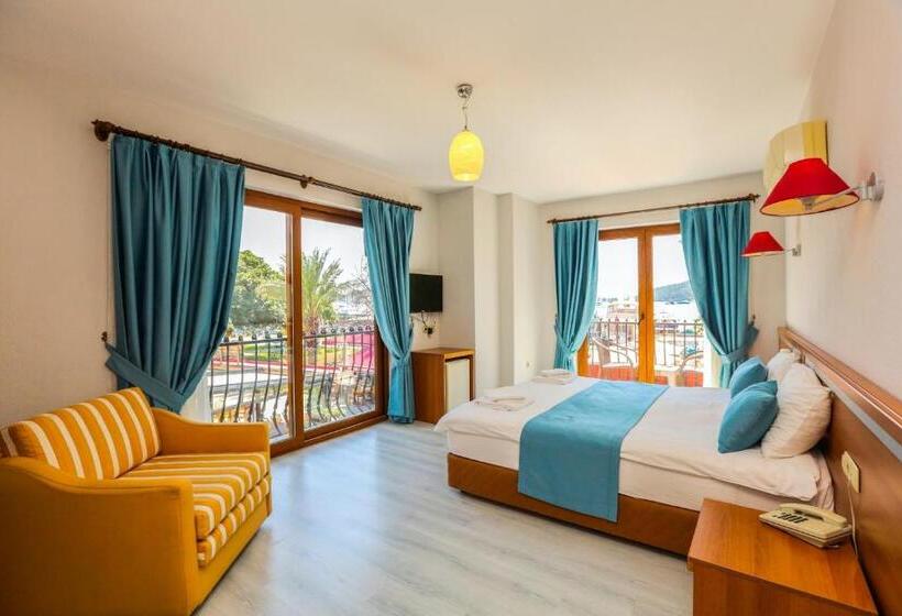 オーシャンビュースタンダードルーム, Gocek Unlu