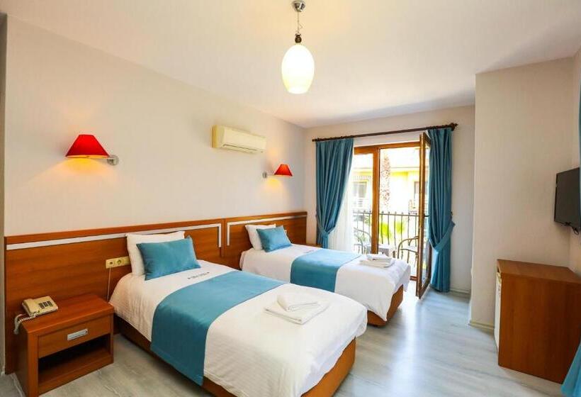 スタンダードルーム, Gocek Unlu