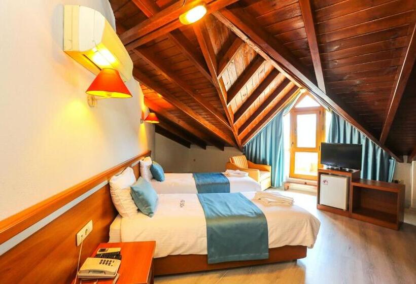 オーシャンビューファミリールーム, Gocek Unlu