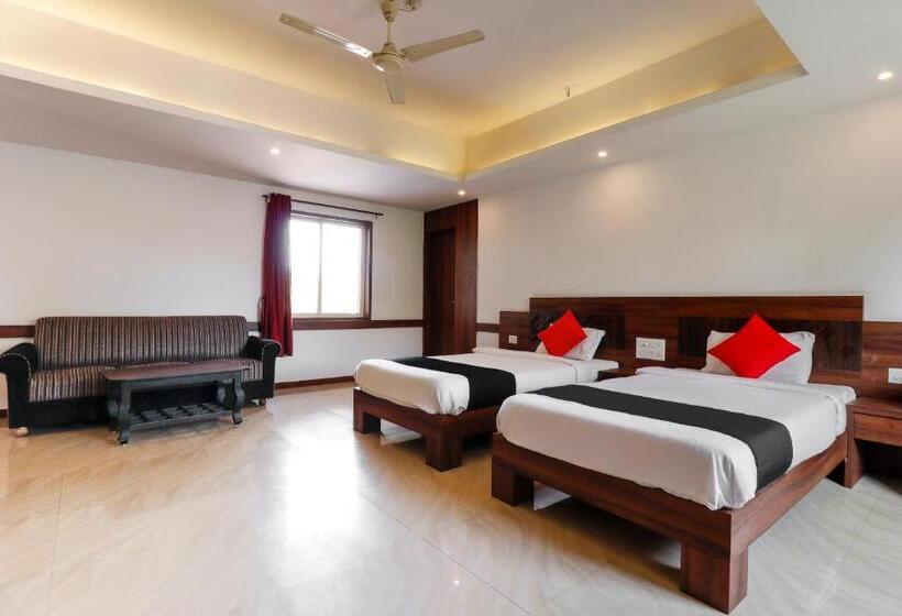 三人经典房间, Capital O Sai Arya Residency