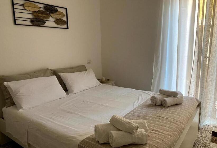 스탠다드 트리플 발코니 룸, B&b Kamaraton