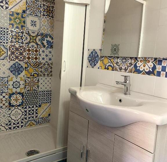 Четырехместный Номер Стандарт, B&b Kamaraton