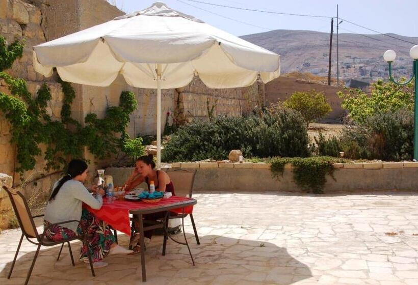 اتاق استاندارد با سرویس بهداشتی مشترک, B&b Petra Fig Tree Villa