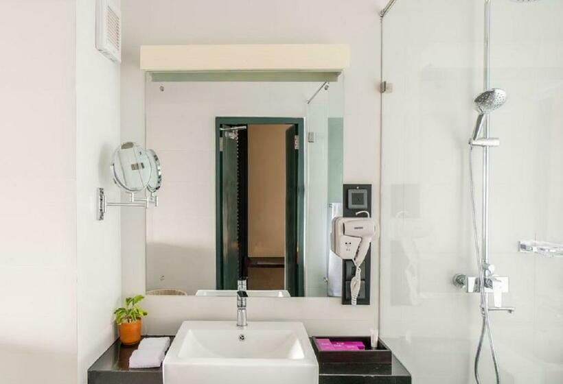 Premium Room, Ekho Ella