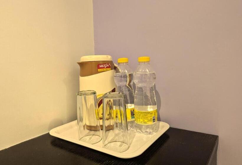 اتاق لوکس, Rbs Residency