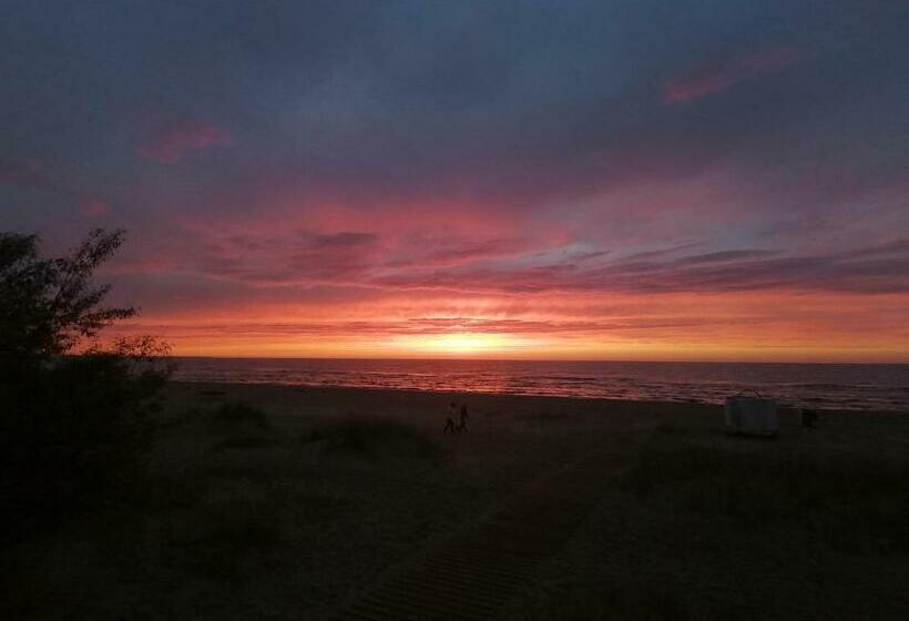آپارتمان 1 خوابه با بالکن, Jūrmala Beach