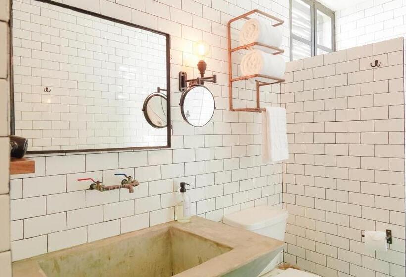 سوئیت با تخت بزرگ, Maka Hotel Boutique