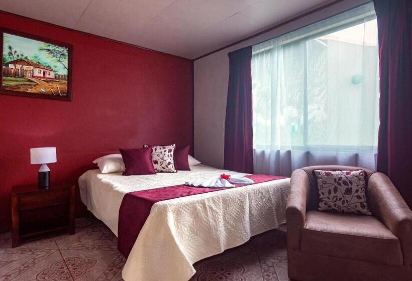 패밀리 룸, Nafre House B&b Monteverde