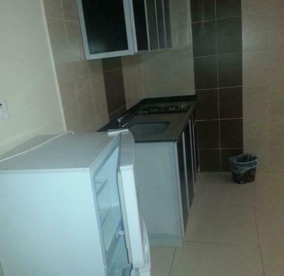 شقة غرفة واحدة, الماسة ينبع