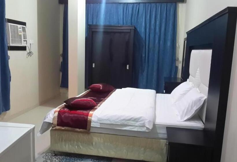 شقة غرفة واحدة, الماسة ينبع