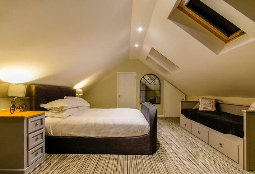 غرفة ديلوكس عائلية, The Bell Inn