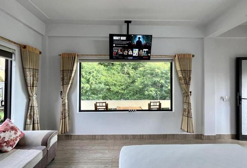 سوییت لوکس, Thao Nguyen Homestay
