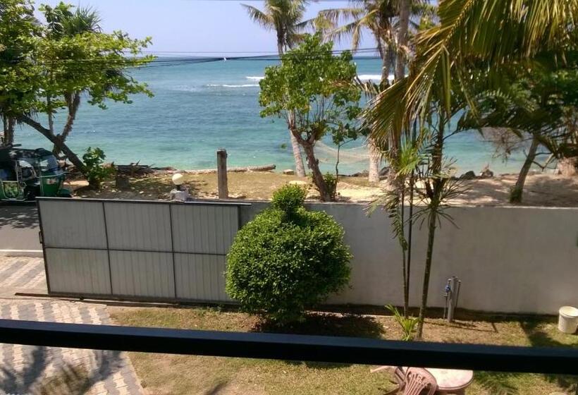 غرفة عائلية مطلّة علي البحر, Polhena Coral Reef Resort