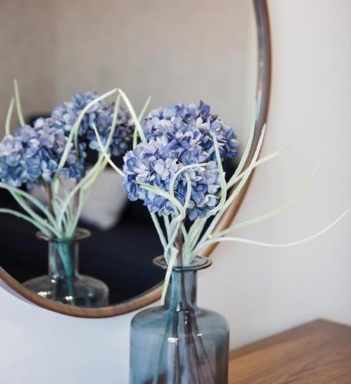 Escritório Estándar, Kassandra Studios