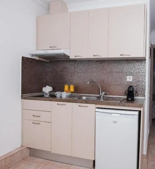 Apartament 2 Sypialnie, Kassandra Studios