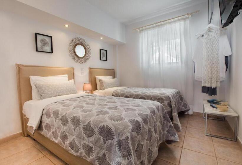Apartamento 2 Dormitórios, Kassandra Studios