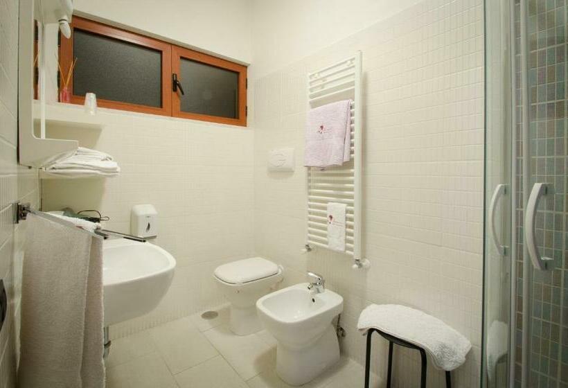 غرفة قياسية, La Magnolia B&b