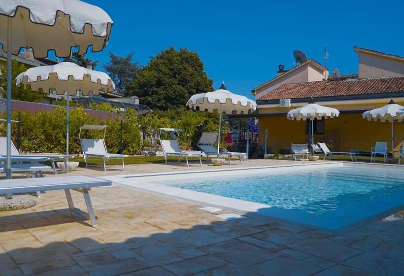 غرفة قياسية رباعية, La Magnolia B&b