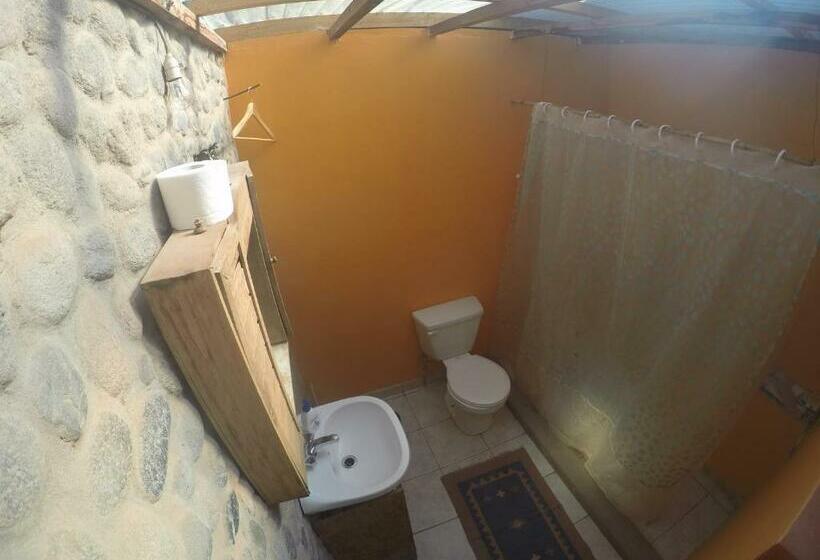 اتاق ساده سه نفره, Casa Buenavista