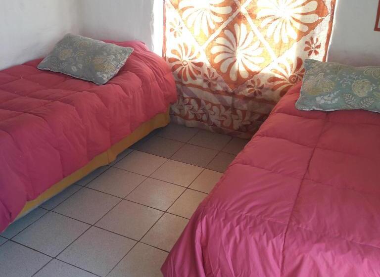 اتاق ساده سه نفره, Casa Buenavista