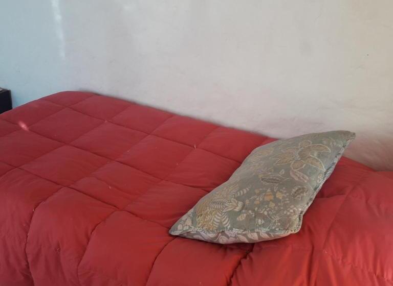 اتاق ساده سه نفره, Casa Buenavista