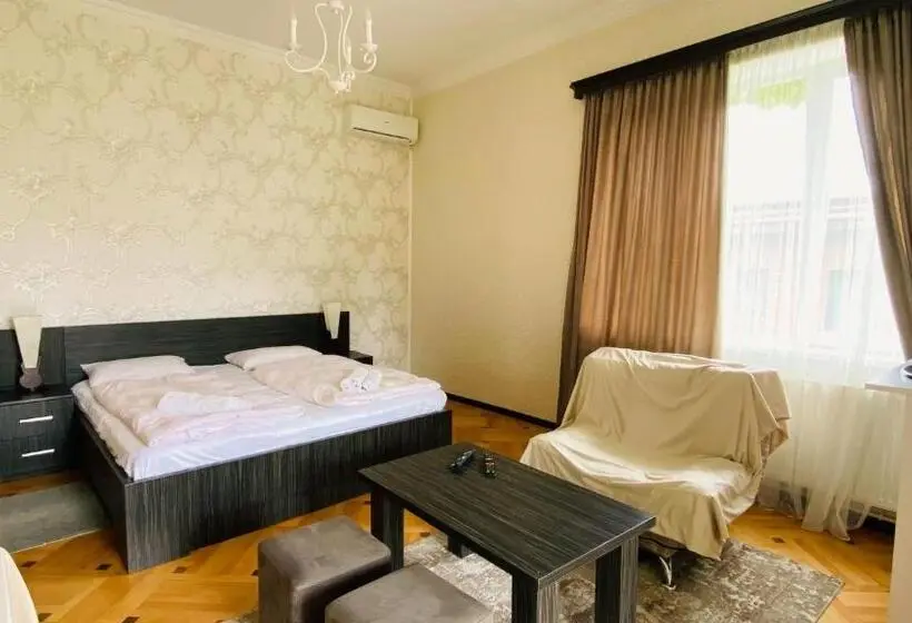 آپارتمان لوکس 1 خوابه, Neli & Zaal Guest House