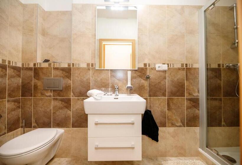 标准三人间, Penzion Sonáta