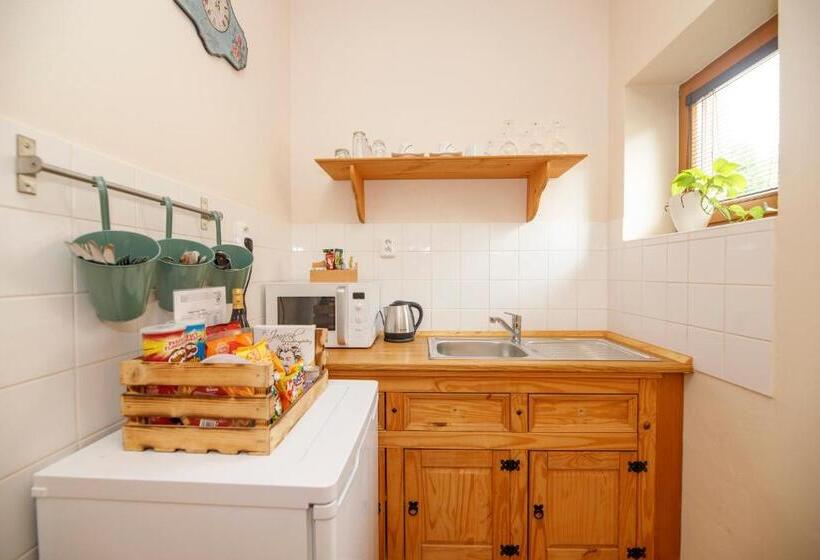 带1个卧室带花园景观的公寓, Penzion Sonáta