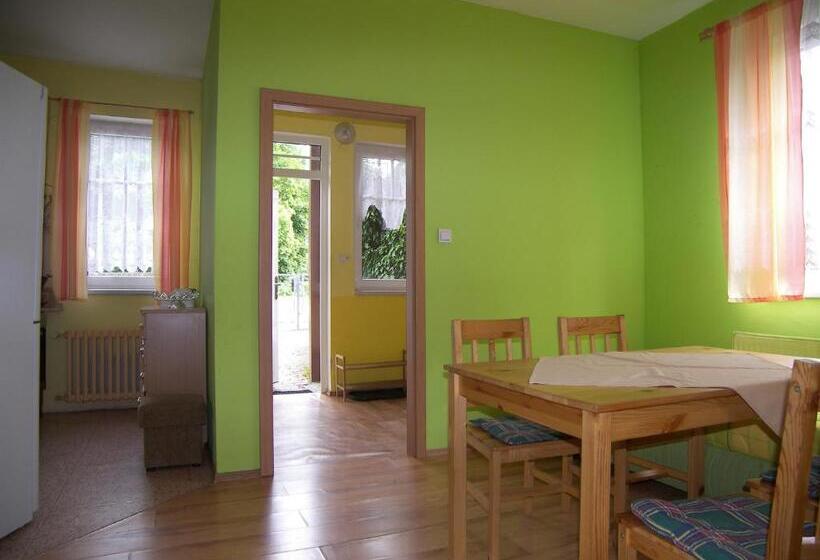 شقة غرفة نوم واحدة بالطابق الأرضى, Penzion U Antonickova Pramene