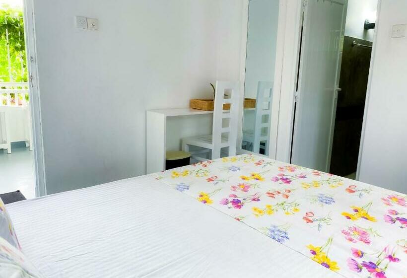 Номер Стандарт, The Bay House