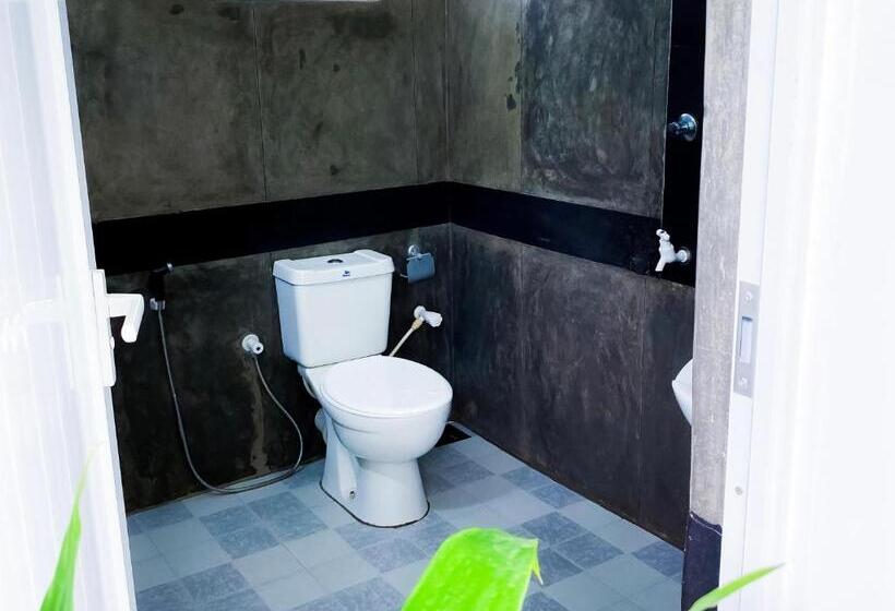 Standard room with outdoor bath, The Bay House