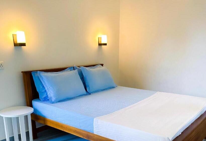 Standard room with outdoor bath, The Bay House