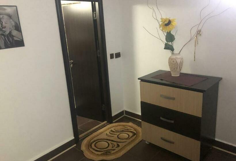 חדר סטנדרט לארבעה, Vila Khalo